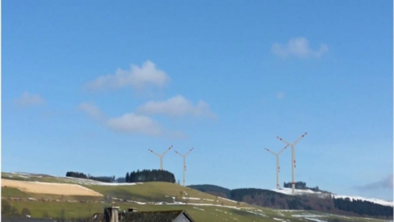 Städtische Veranstaltung zum Thema Windkraft: Visualisierung möglicher Anlagenstandorte Städtische Veranstaltung zum Thema Windkraft: Visualisierung möglicher Anlagenstandorte